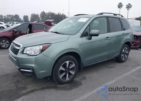 2017 Subaru Forester 2.5I Premium z USA, uszkodzony, nr VIN JF2SJAEC6HH551675